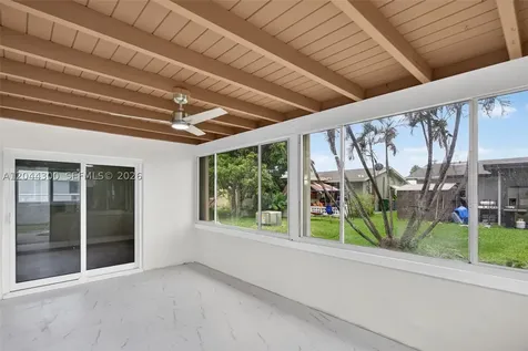 5711 NW 48th Terrace Tamarac FL 33319