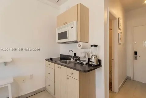763 Pennsylvania Avenue Miami Beach FL 33139