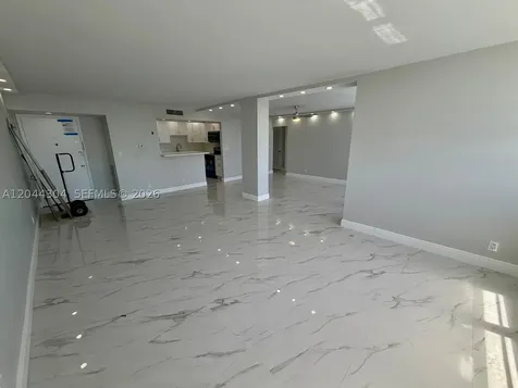1400 S Ocean Drive Hollywood FL 33019