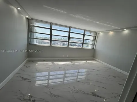 1400 S Ocean Drive Hollywood FL 33019