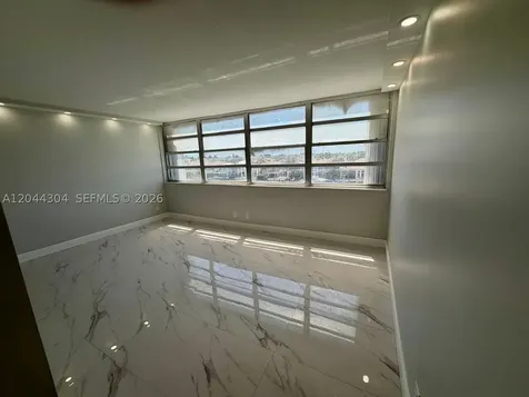 1400 S Ocean Drive Hollywood FL 33019