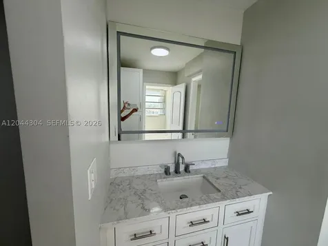 1400 S Ocean Drive Hollywood FL 33019