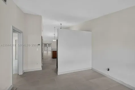 2141 W 53rd Street Hialeah FL 33016