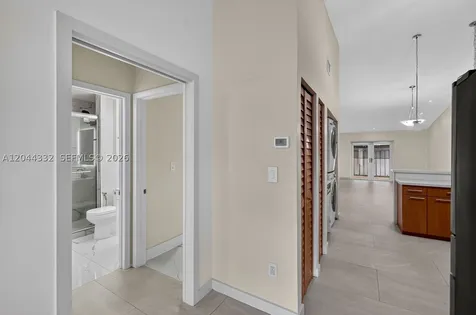 2141 W 53rd Street Hialeah FL 33016