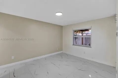 2141 W 53rd Street Hialeah FL 33016