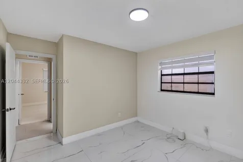 2141 W 53rd Street Hialeah FL 33016