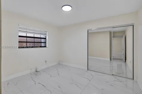 2141 W 53rd Street Hialeah FL 33016