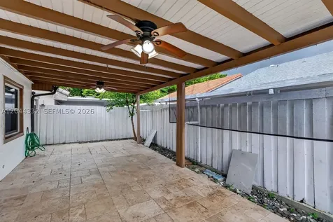 2141 W 53rd Street Hialeah FL 33016
