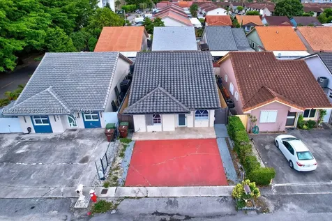 2141 W 53rd Street Hialeah FL 33016