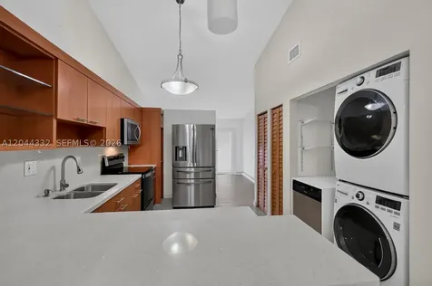 2141 W 53rd Street Hialeah FL 33016