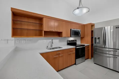 2141 W 53rd Street Hialeah FL 33016