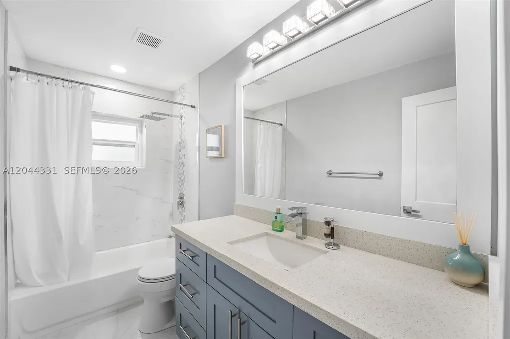 14307 Amapola Drive Delray Beach FL 33484