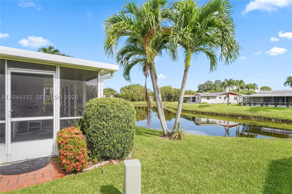 14307 Amapola Drive Delray Beach FL 33484