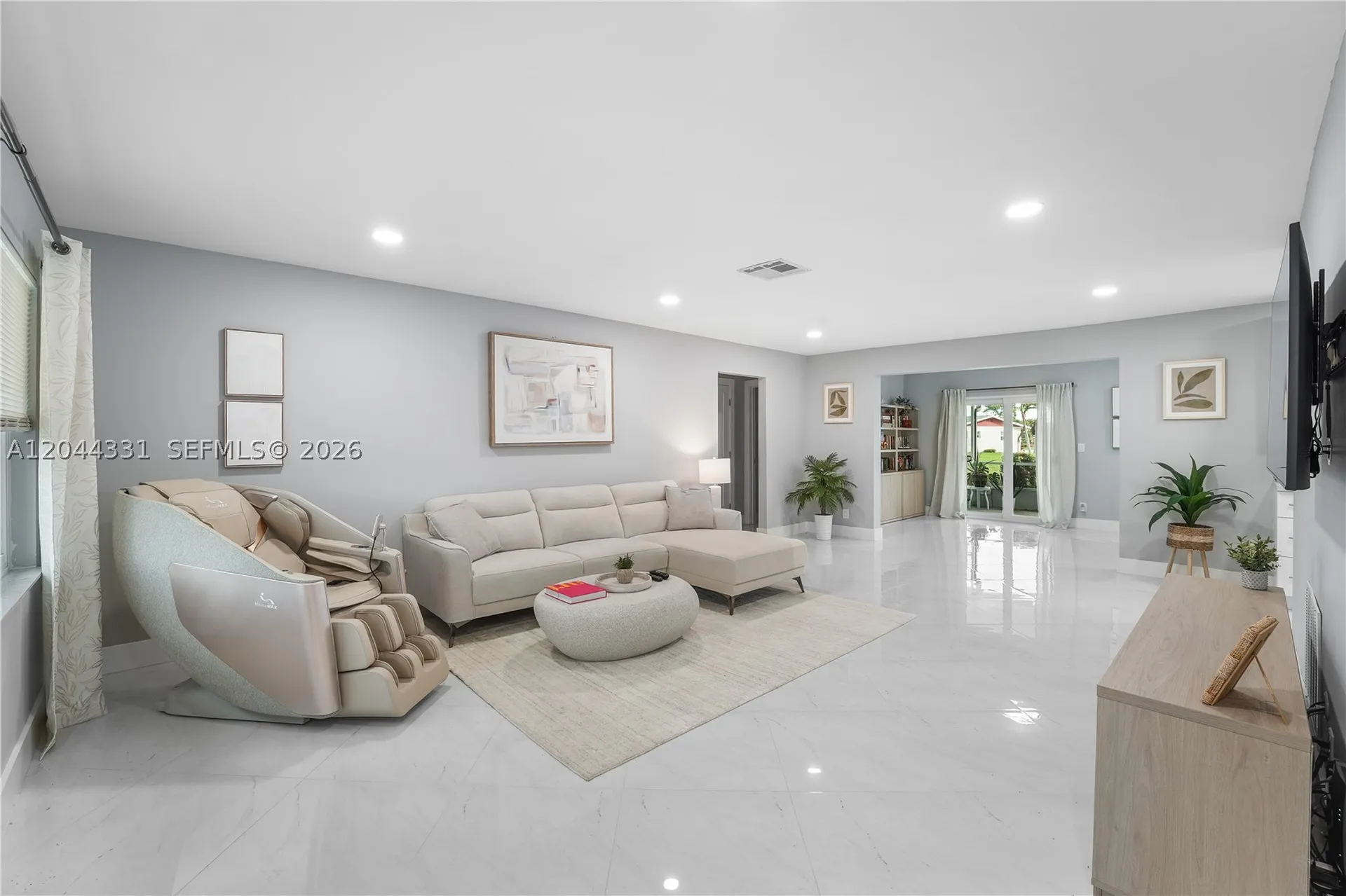 14307 Amapola Drive Delray Beach FL 33484