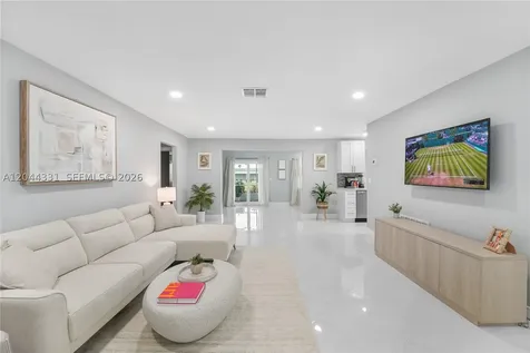 14307 Amapola Drive Delray Beach FL 33484