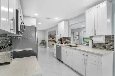 14307 Amapola Drive Delray Beach FL 33484