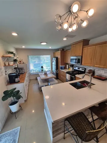 1359 Summit Run Circle West Palm Beach FL 33415