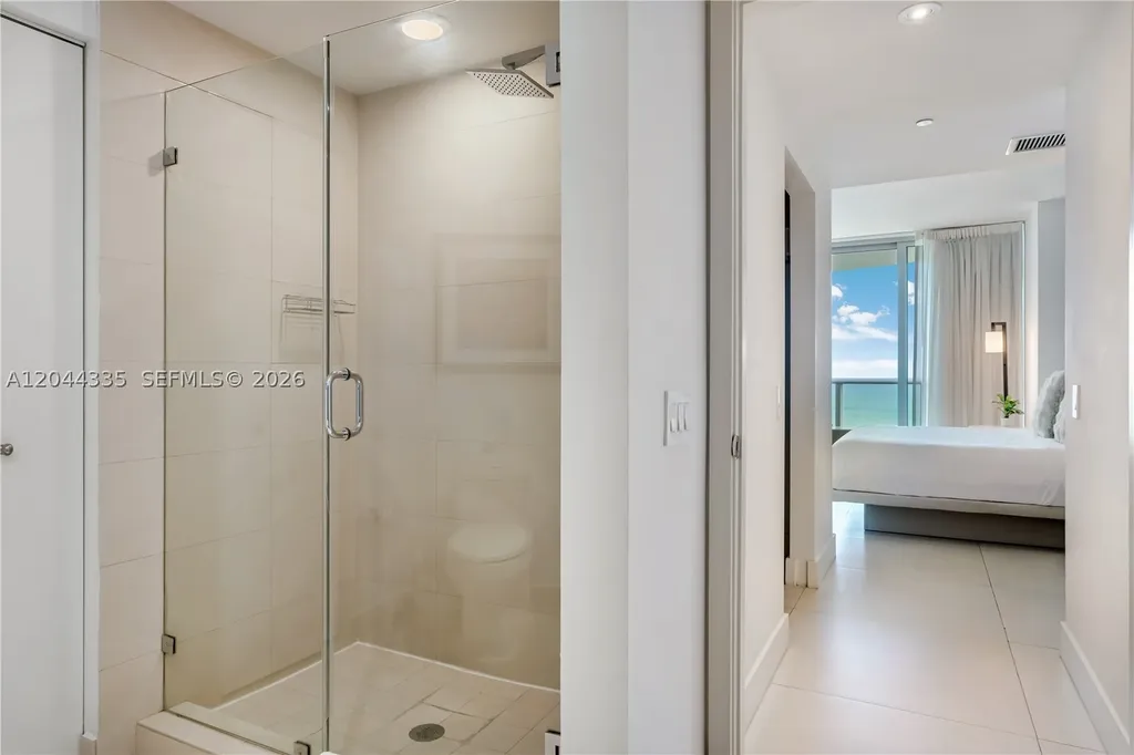 4111 S Ocean Drive Hollywood FL 33019