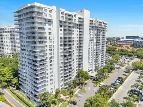 2851 NE 183rd Street Aventura FL 33160