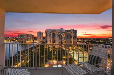 2851 NE 183rd Street Aventura FL 33160