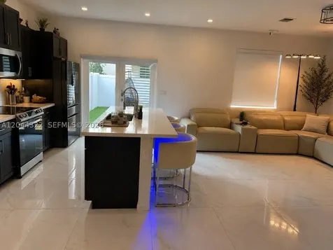 827 SE 18th Street Homestead FL 33034