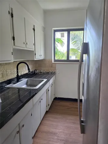 7035 Rue Granville Miami Beach FL 33141