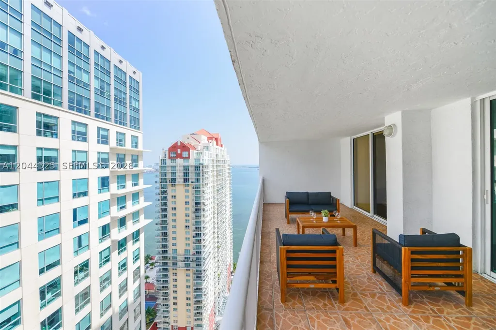 1200 Brickell Bay Drive Miami FL 33131