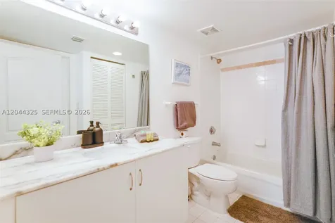 1200 Brickell Bay Drive Miami FL 33131