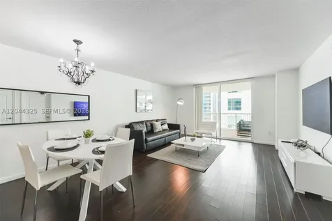 1200 Brickell Bay Drive Miami FL 33131