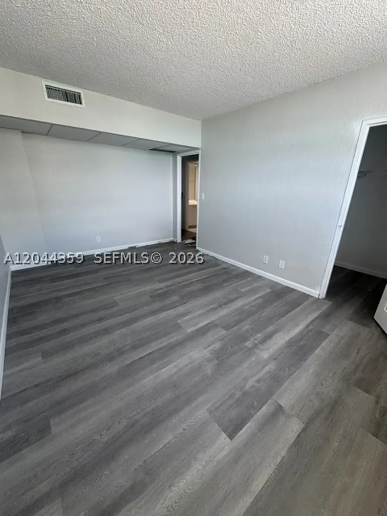 3901 S Ocean Drive Hollywood FL 33019