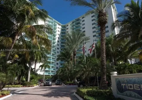 3901 S Ocean Drive Hollywood FL 33019