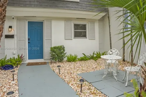 9015 SW 96 Avenue Miami FL 33176