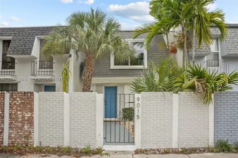 9015 SW 96 Avenue Miami FL 33176