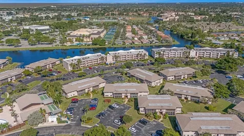 9994 N Belfort Circle Tamarac FL 33321