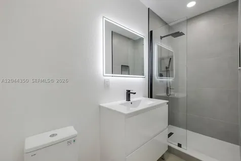 770 NE 160th Street Miami FL 33162