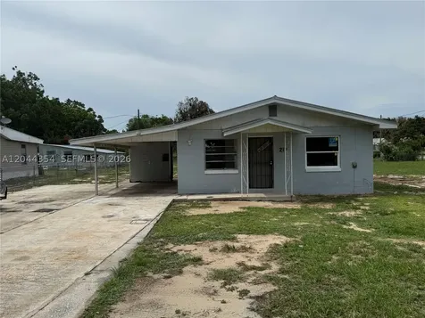 217 Palmetto Street Lake Placid FL 33852