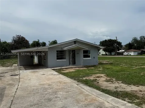 217 Palmetto Street Lake Placid FL 33852