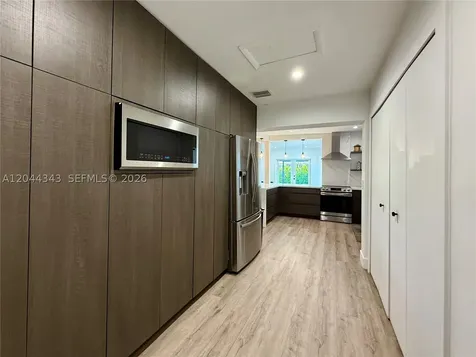 9008 Emerson Avenue Surfside FL 33154