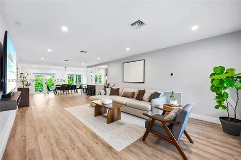 9008 Emerson Avenue Surfside FL 33154