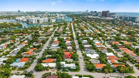 9008 Emerson Avenue Surfside FL 33154