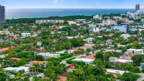 9008 Emerson Avenue Surfside FL 33154