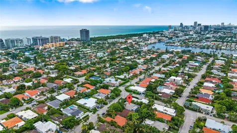 9008 Emerson Avenue Surfside FL 33154