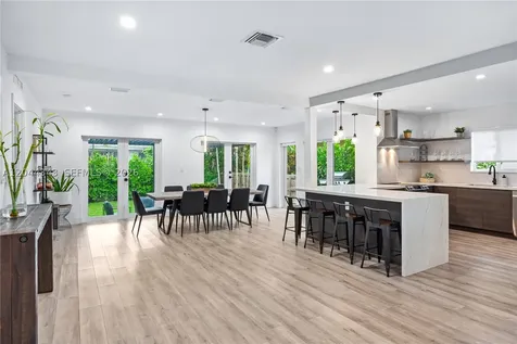 9008 Emerson Avenue Surfside FL 33154