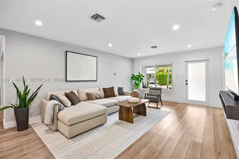 9008 Emerson Avenue Surfside FL 33154