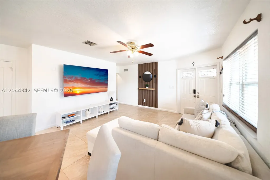 7101 Hope Street Hollywood FL 33024