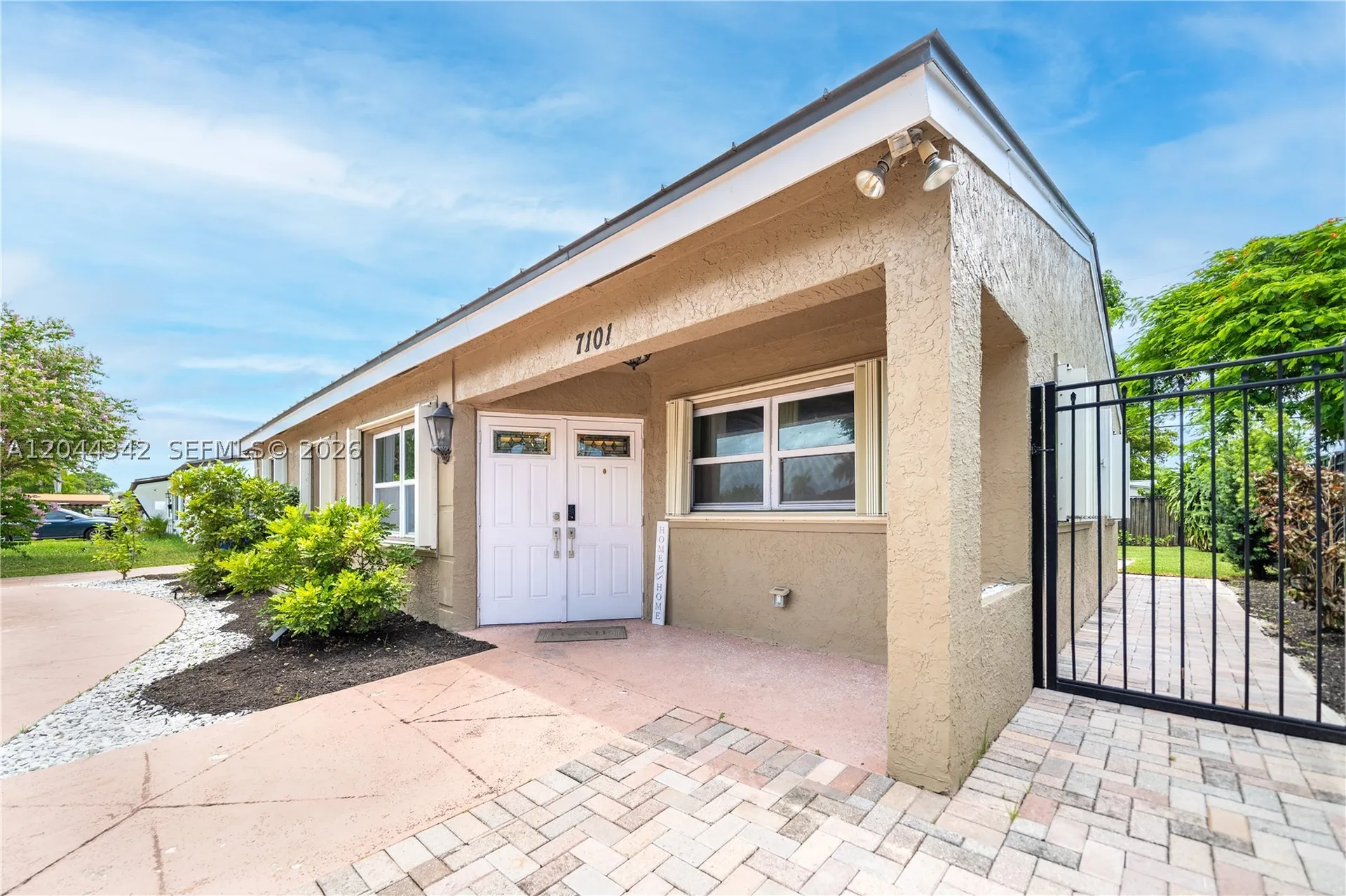 7101 Hope Street Hollywood FL 33024