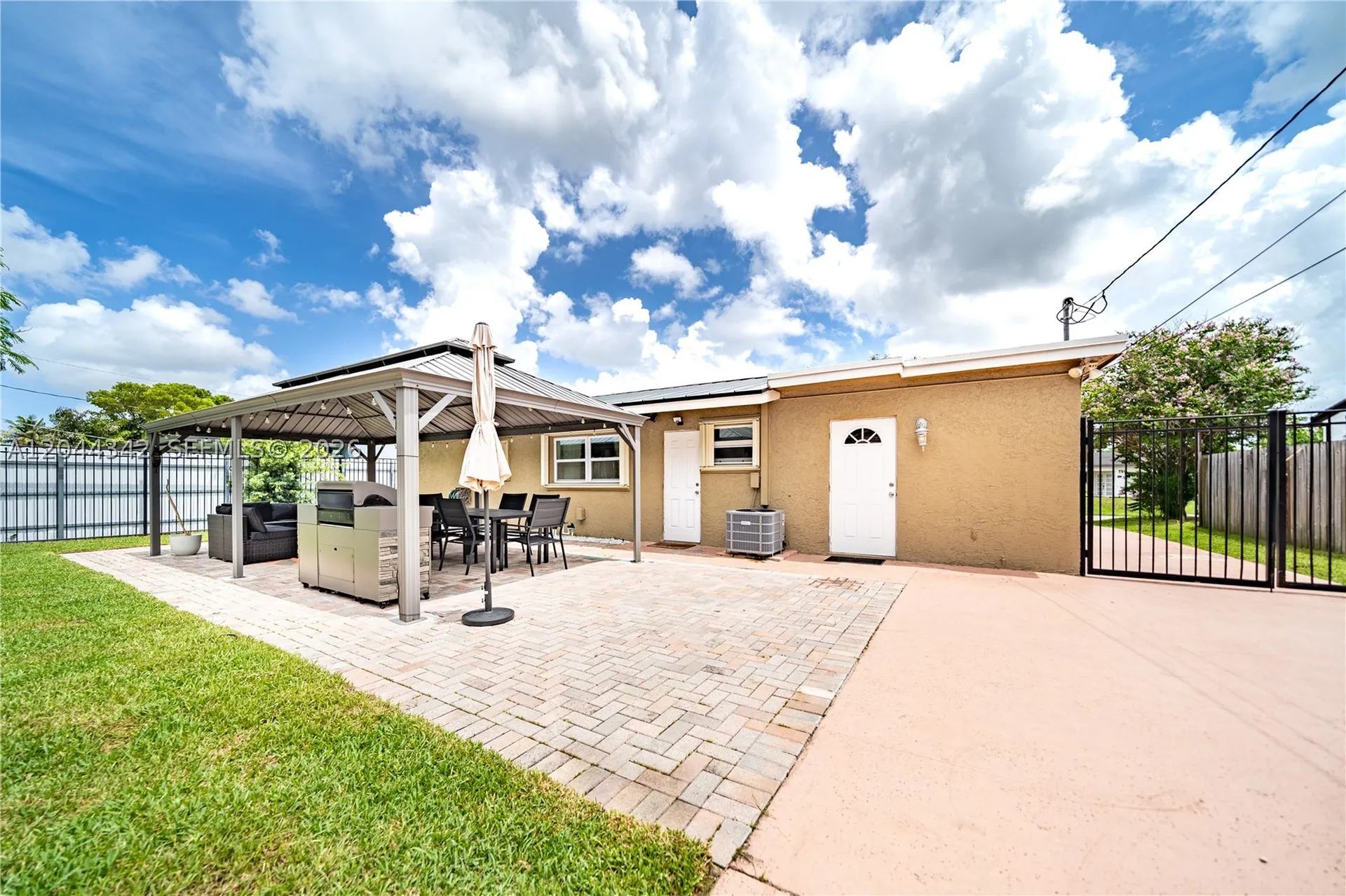 7101 Hope Street Hollywood FL 33024