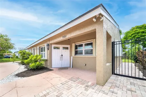 7101 Hope Street Hollywood FL 33024