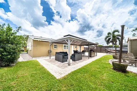 7101 Hope Street Hollywood FL 33024