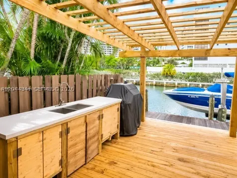 2641 S Parkview Drive Hallandale Beach FL 33009